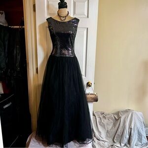LA GLO. Vintage 90s Velvet Metallic Iridescent Punk Tulle Drop Waist Gown 9/10